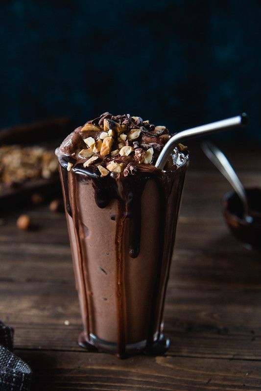 Decadent Chocolate Milkshake You'd Never Know Is Healthy (Vegan, Gluten-Free, Refined Sugar Free, Easily Made Raw) - Will Cook For Friends